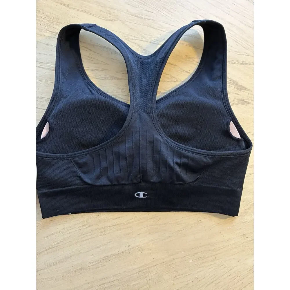 NEW Champion Sports Bra Medium Seamless Racerback Black Stretch Comfortable Gym